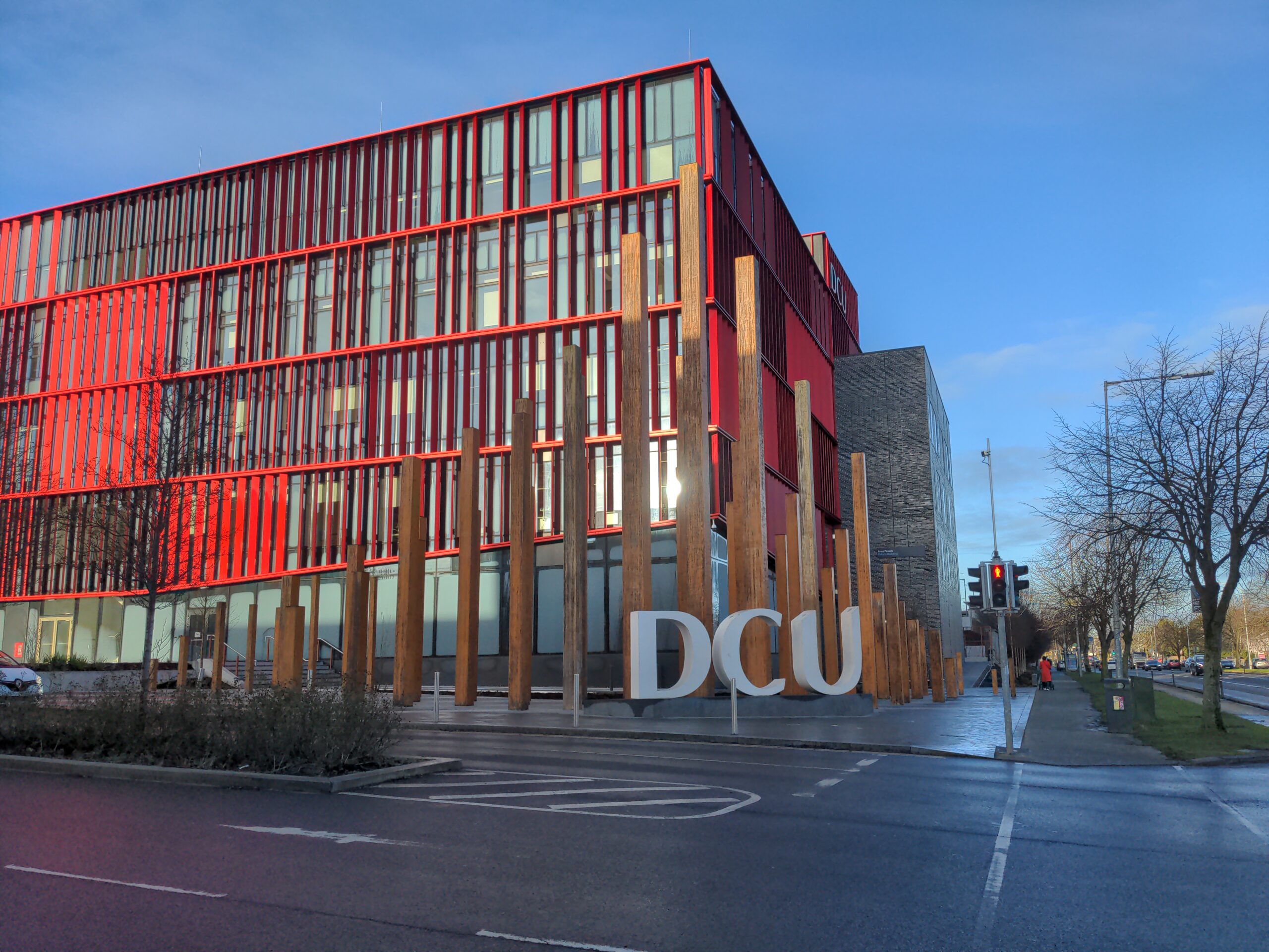Yaw:272.82538,Pitch:9.796695393027635,Roll:0.6148238742637204 Campus Dublin City University